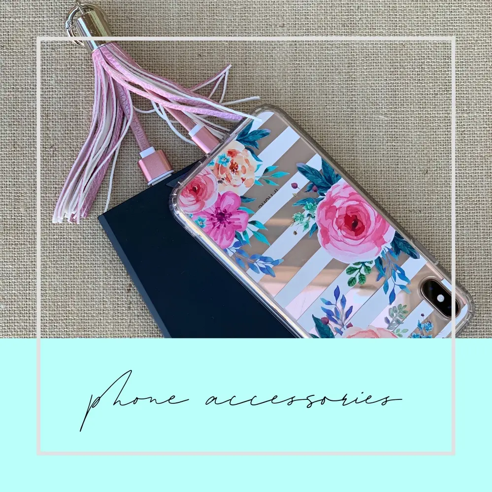 Olivia Tassel Charger Keychain