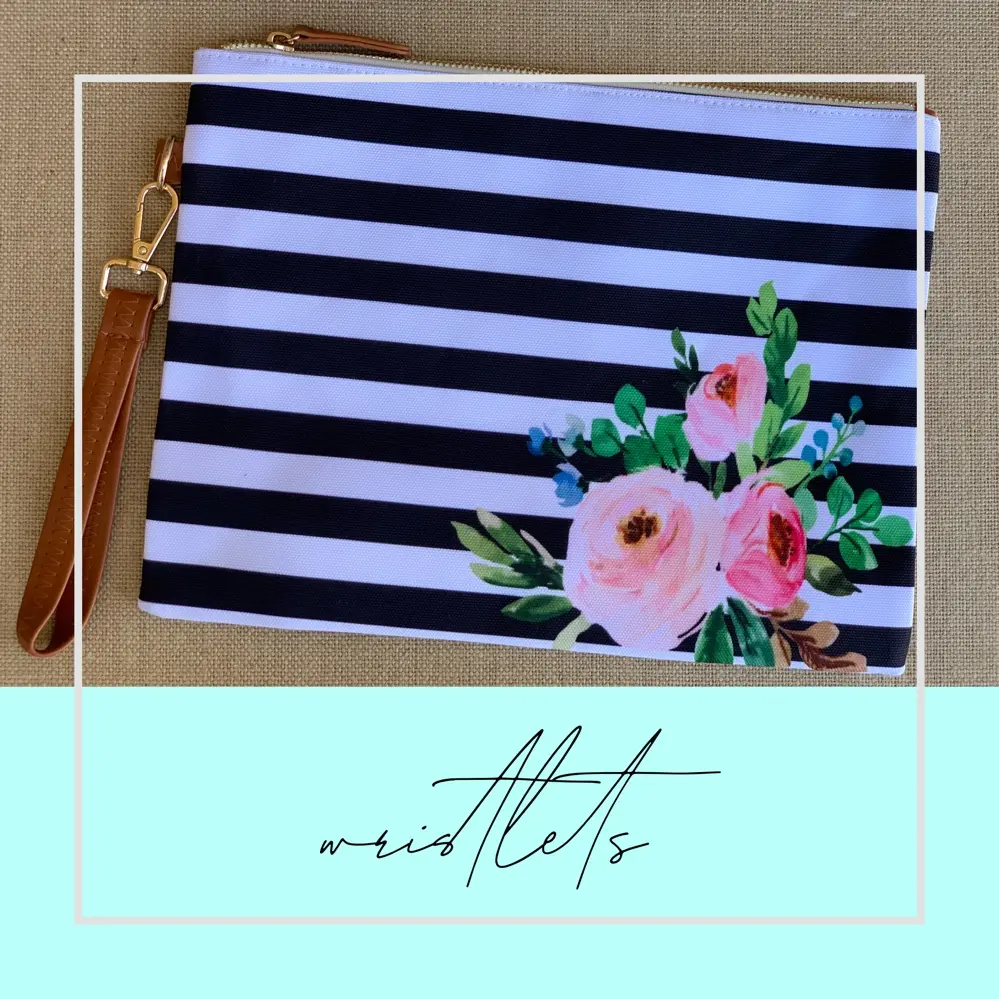 Bailey Clutch Wristlet