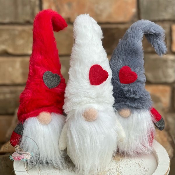 Juliet Valentine Gnome Shelf Sitter