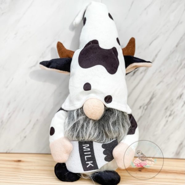 Mooney the Cow Gnome Shelf Sitter